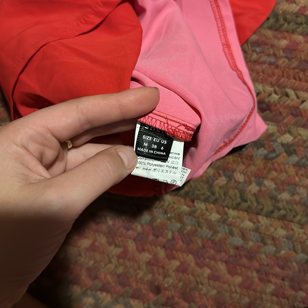 Nwot Red & Pink Color Block Overlap Skort - image 4